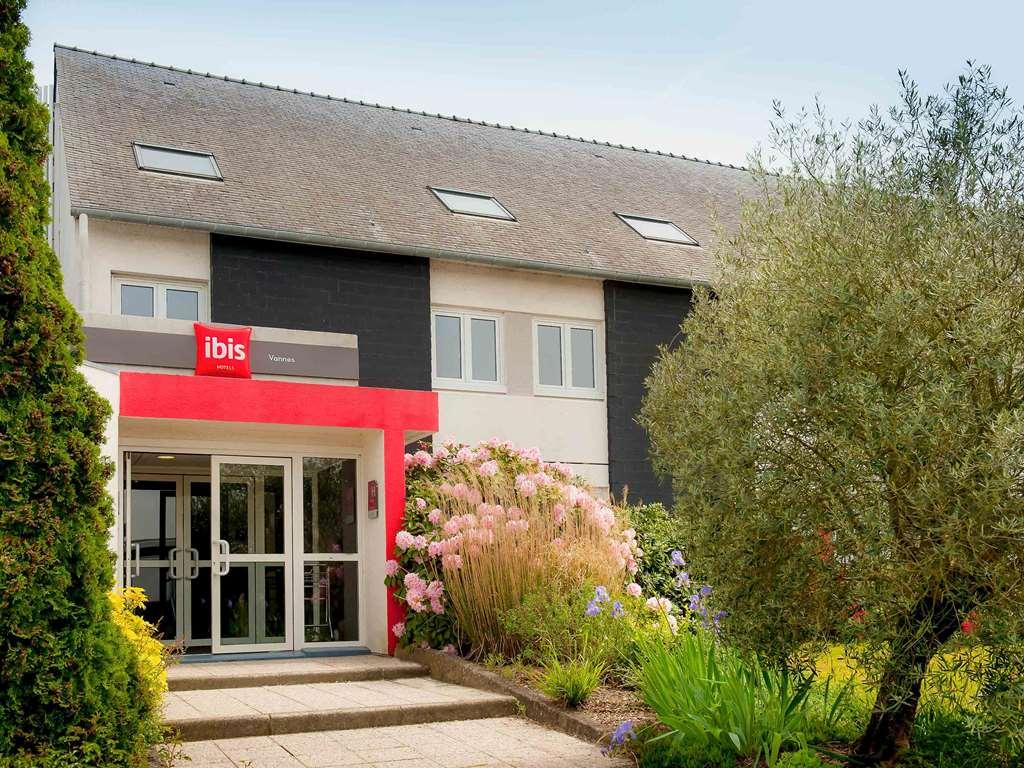 Ibis Vannes Exterior photo